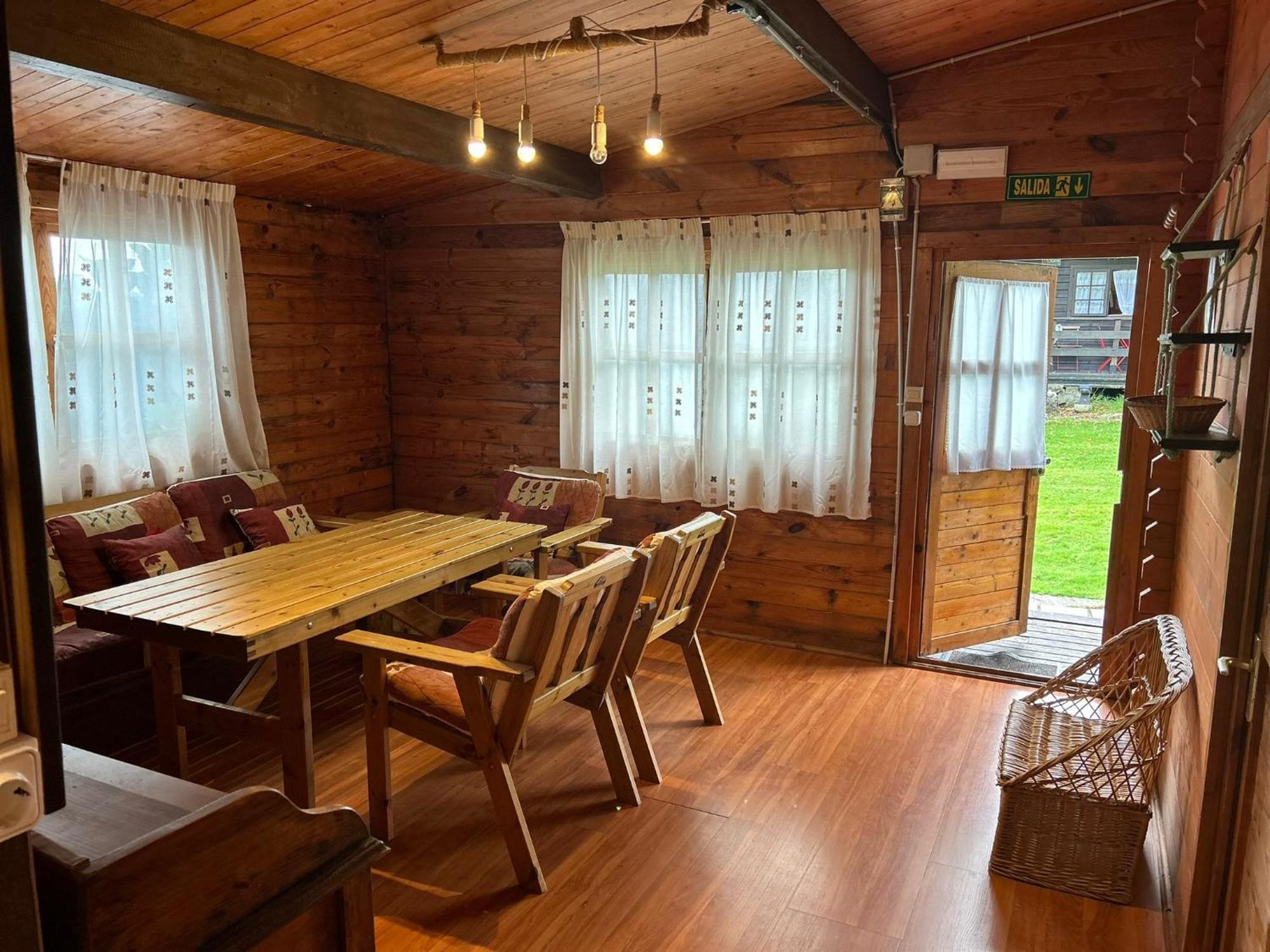 Camping A Grandella El Franco Pokoj fotografie