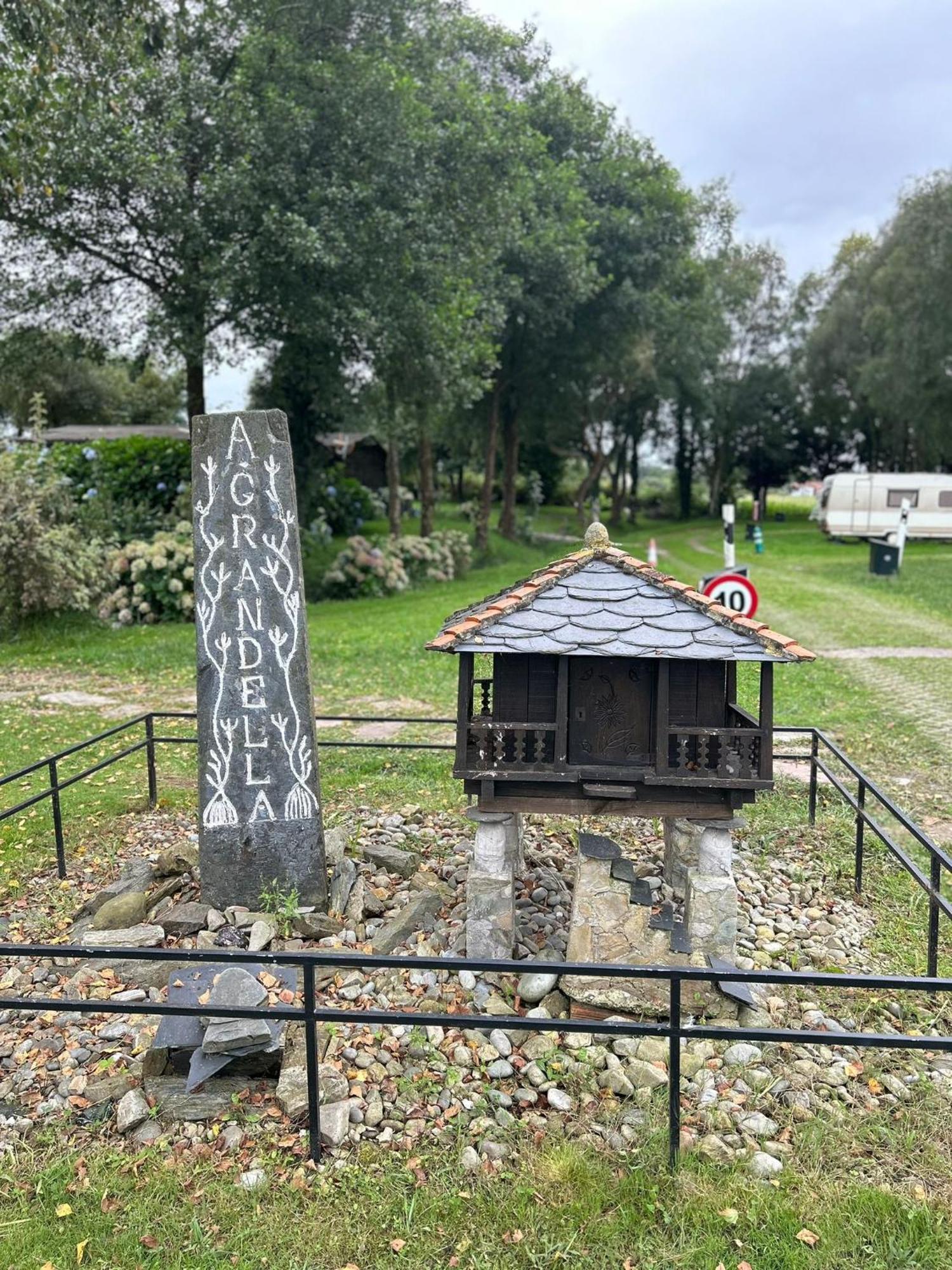 Camping A Grandella El Franco Exteriér fotografie