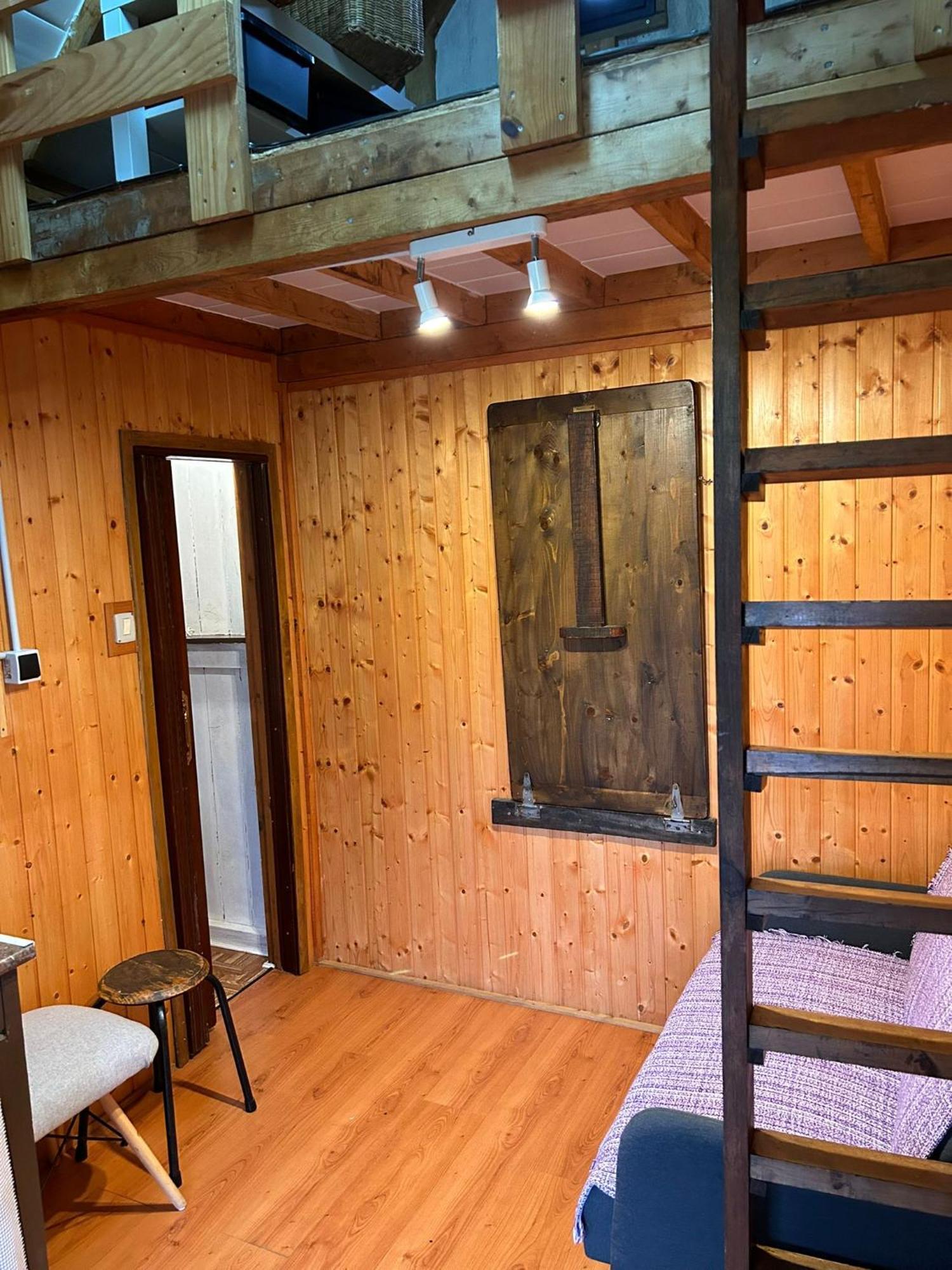 Camping A Grandella El Franco Pokoj fotografie