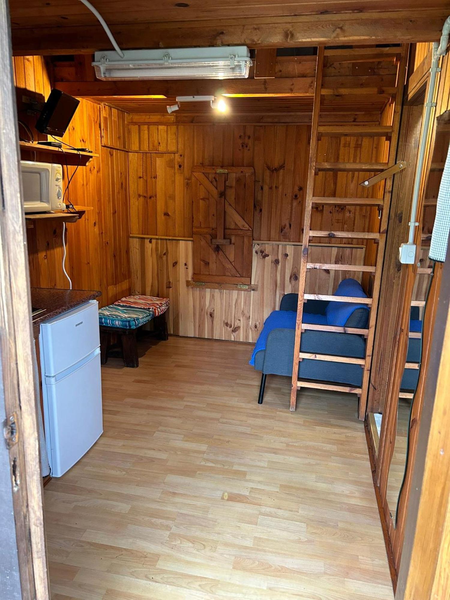 Camping A Grandella El Franco Pokoj fotografie